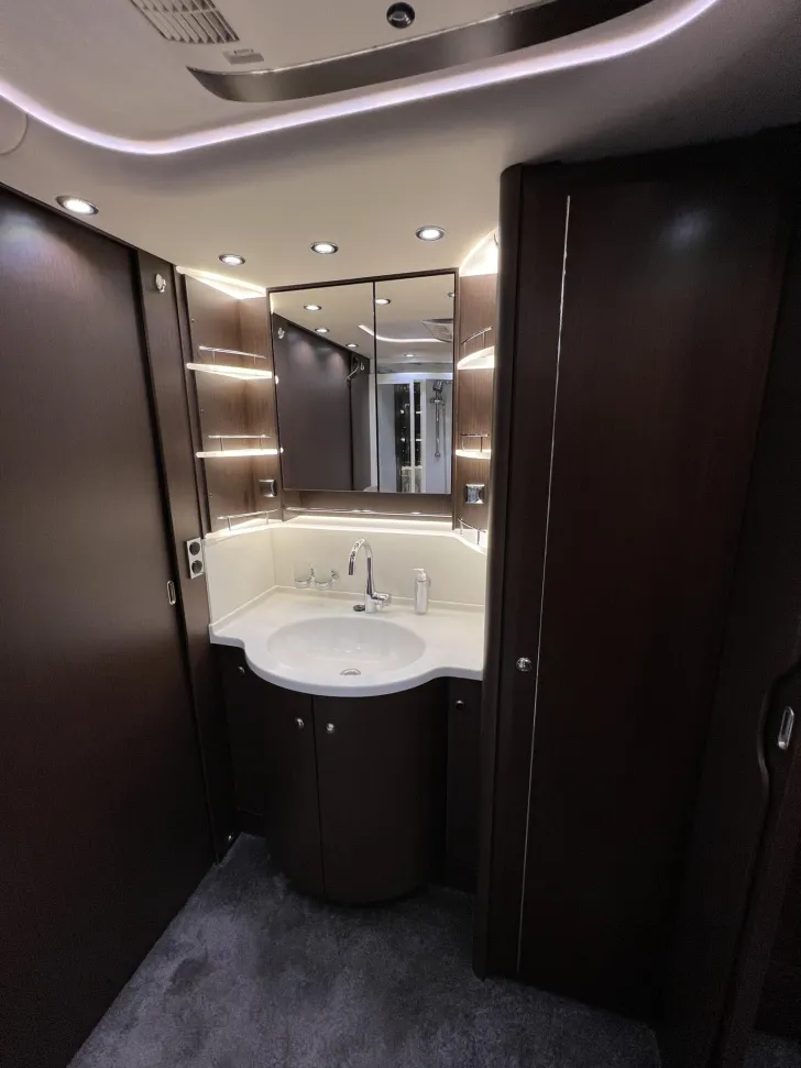 Fahrzeugbild Concorde Centurion Liner Plus 840F (K554) #23