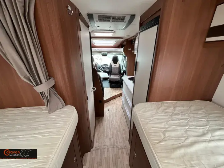 Fahrzeugbild LMC Cruiser T 662 #20