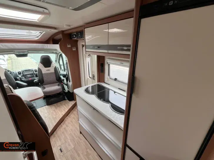 Fahrzeugbild LMC Cruiser T 662 #21