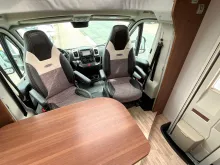 Fahrzeugbild LMC Cruiser T 662 #27