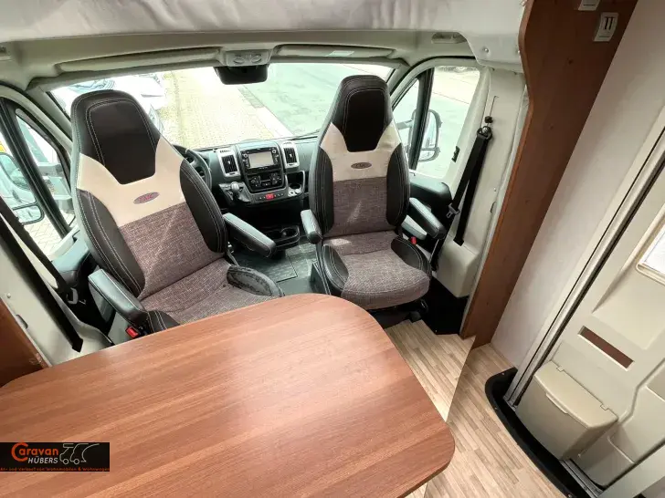 Fahrzeugbild LMC Cruiser T 662 #27