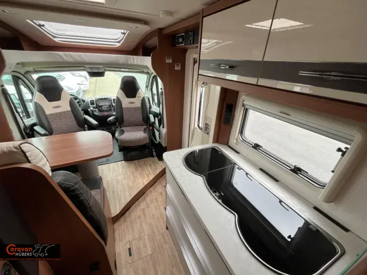 Fahrzeugbild LMC Cruiser T 662 #32