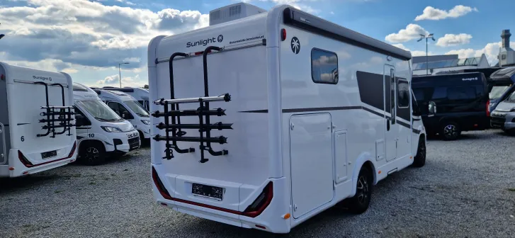 Grundriss Nacht Sunlight T 67 Adventure Edition Top Zustand! Standklima
