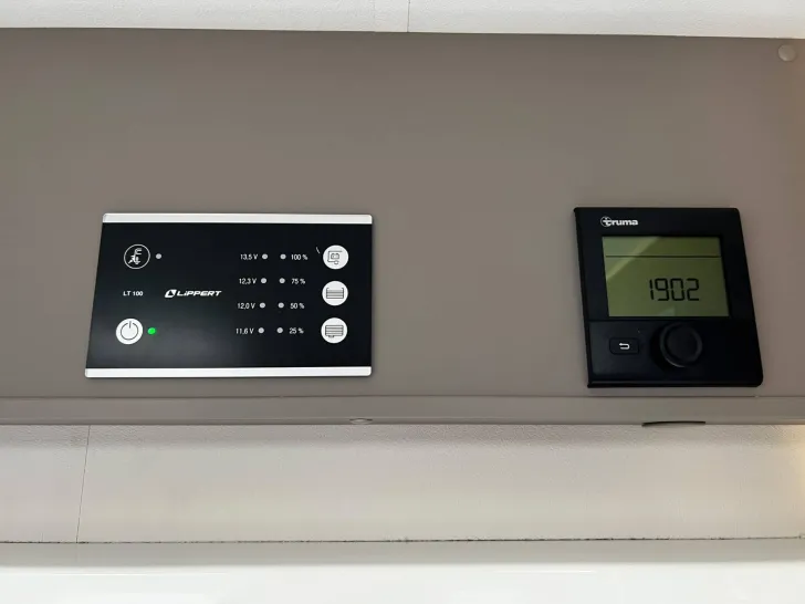Fahrzeugbild Carado T 448 AT8G+Solar+Markise+gr.Kühlschrank+Kamera+ #18