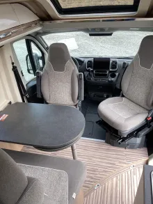 Fahrzeugbild Malibu Van Comfort 640 LE charming GT skyview #7
