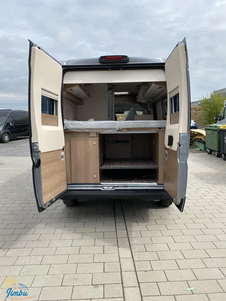 Fahrzeugbild Malibu Van Compact 600 LE #11
