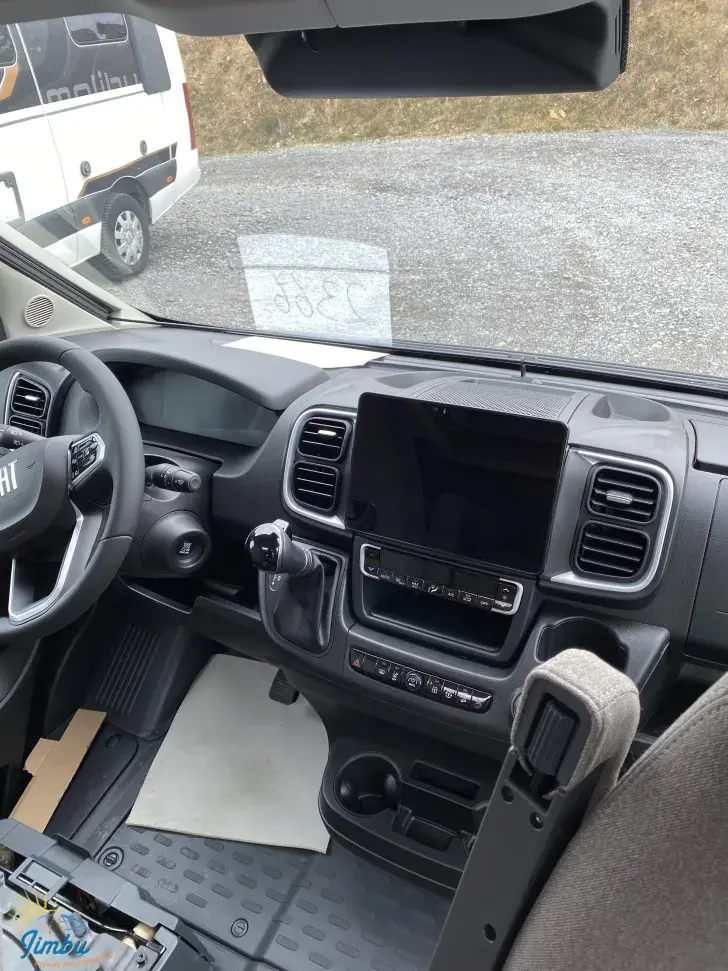 Fahrzeugbild Malibu Van First Class - Two Rooms 640 LE RB charming coupé #11