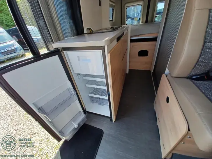 Fahrzeugbild Dethleffs Globetrail 600 S Peugeot Aufstelldach #11