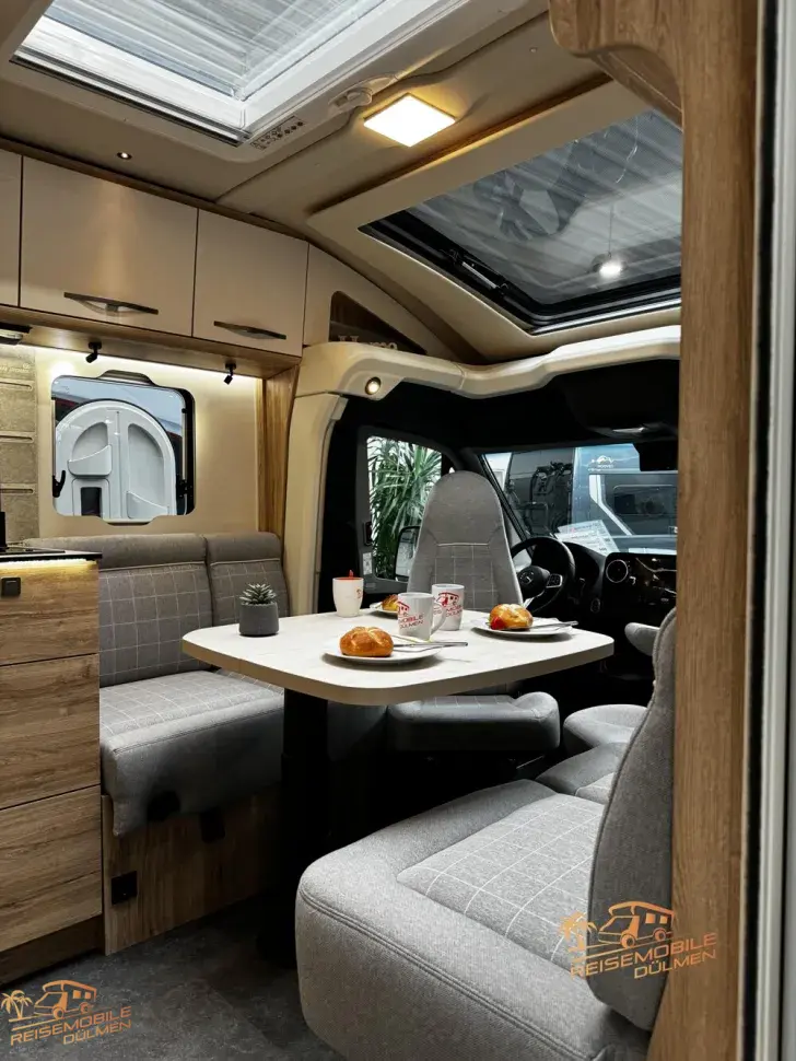 Fahrzeugbild Eura Mobil Profila T 726 EF #10