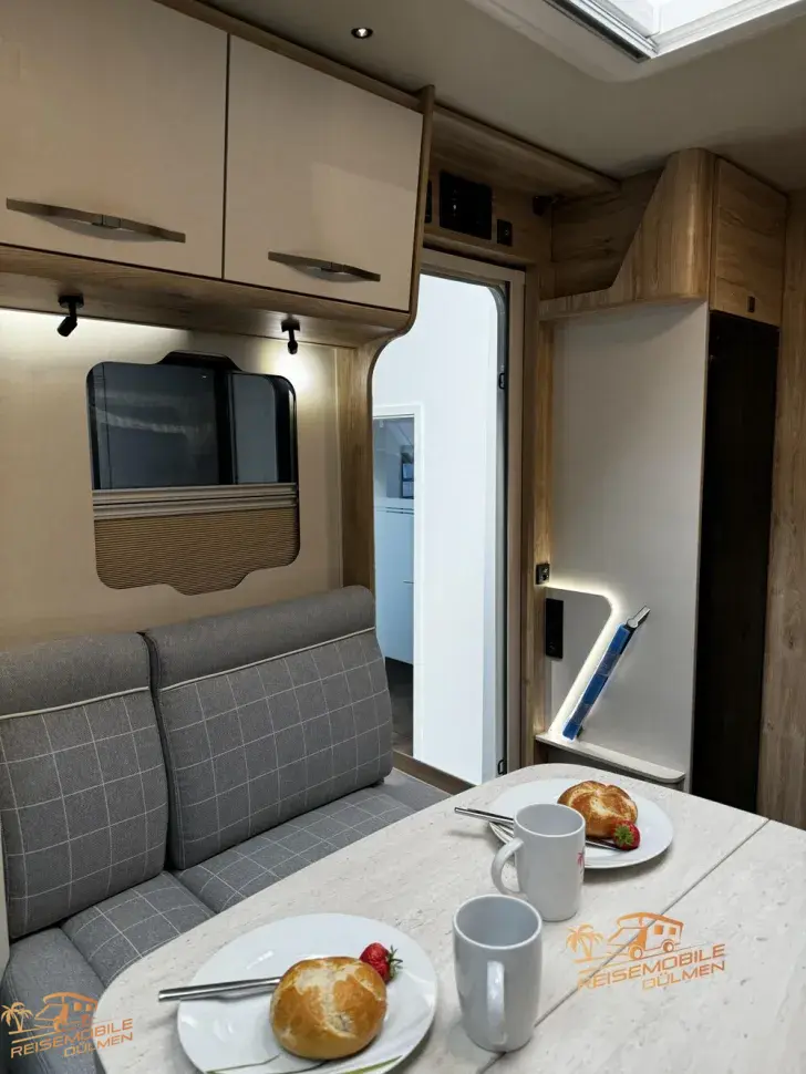 Fahrzeugbild Eura Mobil Profila T 726 EF #13