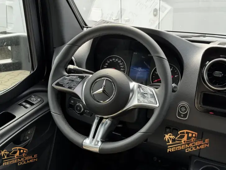 Fahrzeugbild Eura Mobil Profila T 726 EF #24