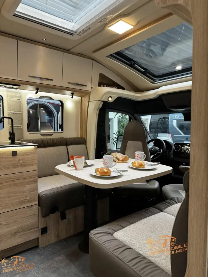 Fahrzeugbild Eura Mobil Profila T 726EF #10