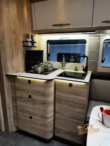 Fahrzeugbild Eura Mobil Profila T 726EF #14