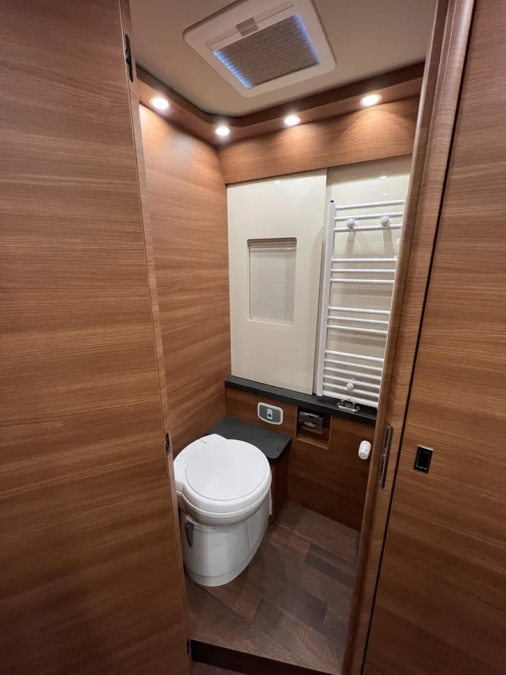 Fahrzeugbild Carthago chic c-line I 6.2 XL QB Strategic Buy (202) #36