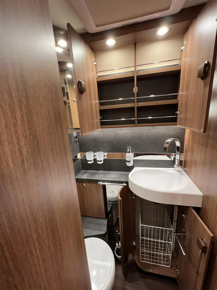Fahrzeugbild Carthago chic e-line I 50 LE Strategic Buy (212) #40