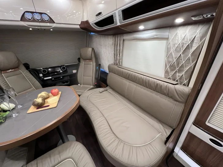 Fahrzeugbild Carthago chic e-line I 61 XL LE Strategic Buy (223) #40