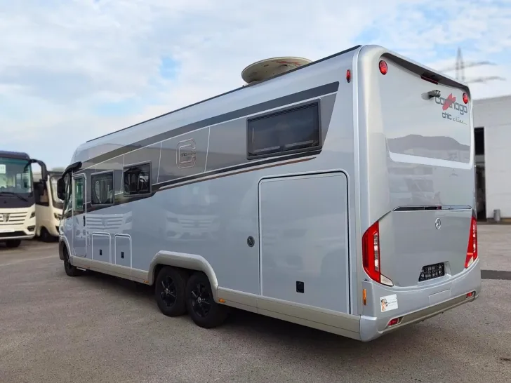Fahrzeugbild Carthago chic e-line I 61 XL LE Mercedes #4
