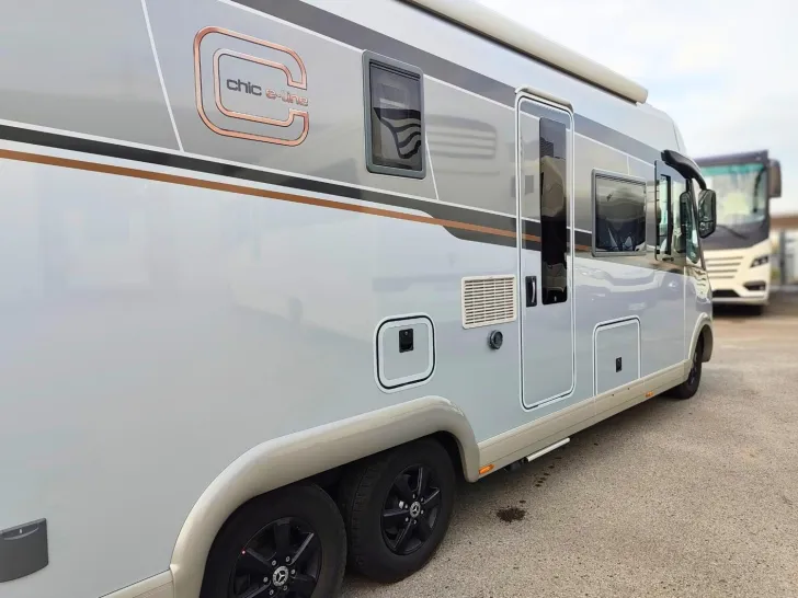 Fahrzeugbild Carthago chic e-line I 61 XL LE Mercedes #7