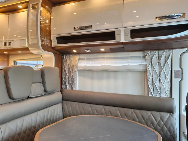 Fahrzeugbild Carthago chic e-line I 61 XL LE Mercedes #10