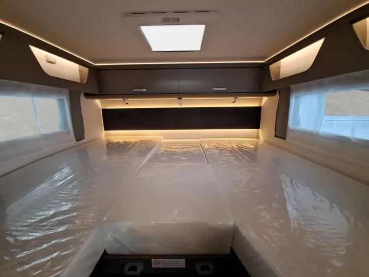 Fahrzeugbild Carado Edition26 T Ford 338 Automatik, Solar, Combi 6 E #15