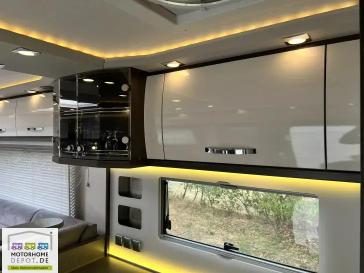 Fahrzeugbild Phoenix MaXi-Alkoven Iveco 7900 QRSL 7,2 t - Hubstützen - Luftf. HA #98