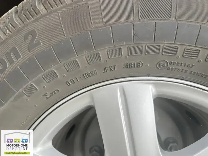 Fahrzeugbild Phoenix MaXi-Alkoven Iveco 7900 QRSL 7,2 t - Hubstützen - Luftf. HA #127
