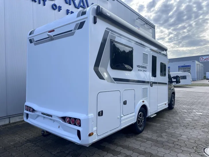 Fahrzeugbild Weinsberg CaraSuite EDITION SPICY 650 MF mit Hubbett #4