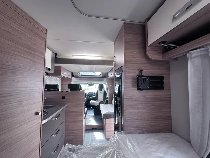 Fahrzeugbild Weinsberg CaraSuite EDITION SPICY 650 MF mit Hubbett #17