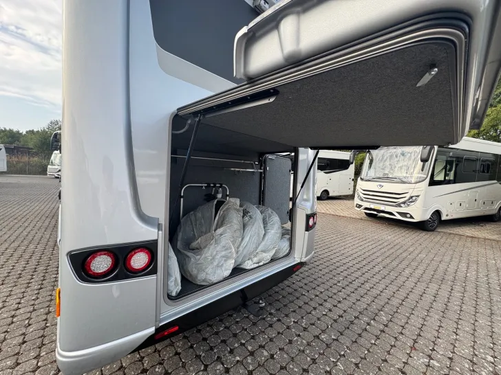 Fahrzeugbild Frankia Platin I 8400 GD E&P*echter6Zyl.*Silber*Keramik #21