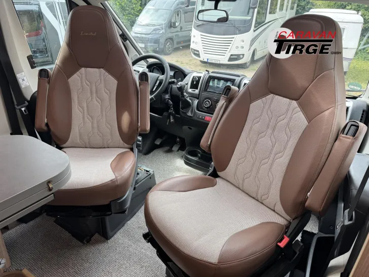 Fahrzeugbild Bürstner Limited T 727 G Face to Face #10