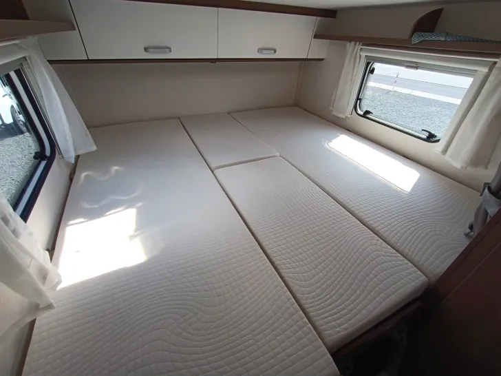 Fahrzeugbild Carado V 337 PRO Radio-Rückfahrkam.,Navi,LED Licht,C6E #23