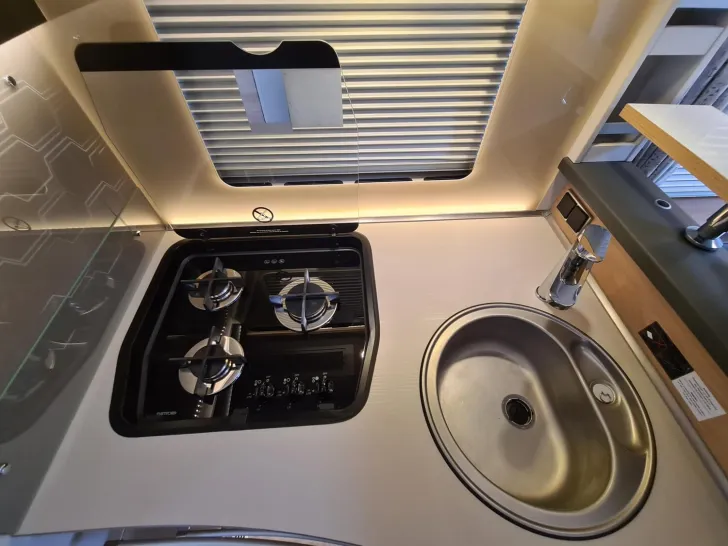 Fahrzeugbild Dethleffs Esprit I 7150-2 DBM *Hubstützen*Luftfeder*4.8 t* #22