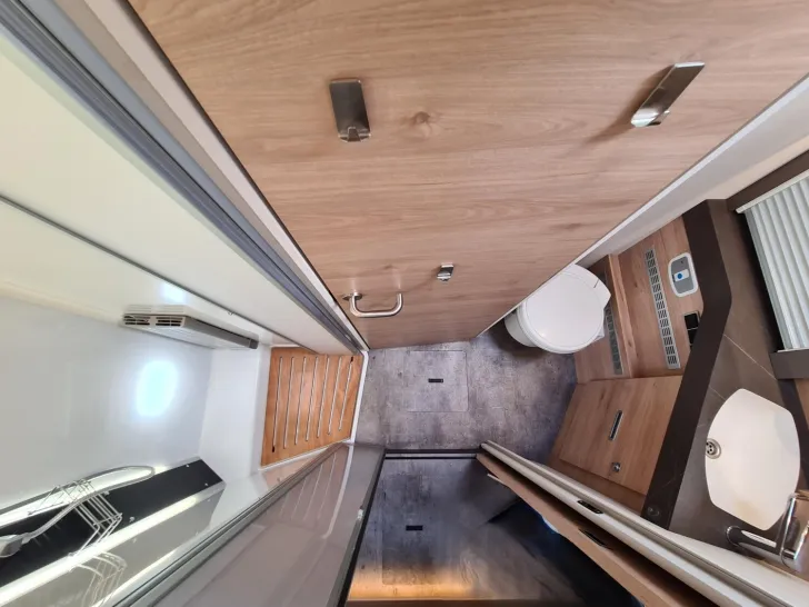 Fahrzeugbild Dethleffs Esprit I 7150-2 DBM *Hubstützen*Luftfeder*4.8 t* #32