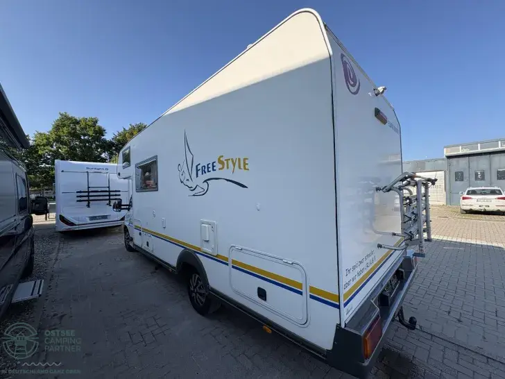 Fahrzeugbild Eura Mobil Sport 665 HB Freestyle an Export/Gewerbetreibene #3