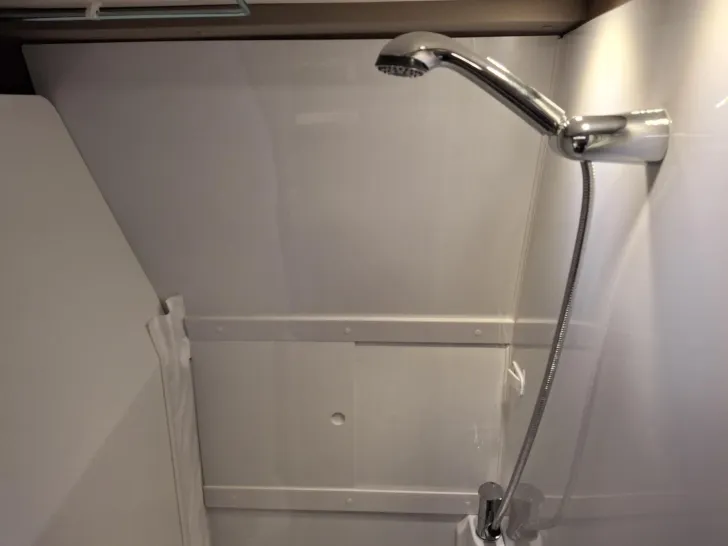 Fahrzeugbild Carado pro+ CV 600 Dieselheizung #20