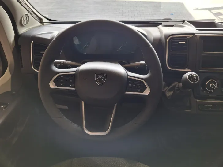 Fahrzeugbild Carado CV 600 Alufelgen / Faltverdunkelung / Bettumbau #21