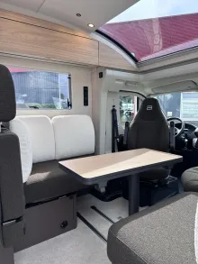 Fahrzeugbild Bürstner Signature SFT 7.4 #6