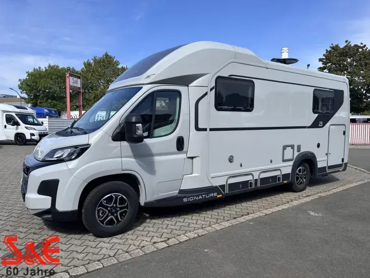 Fahrzeugbild Bürstner Signature SFT 7.5 #3