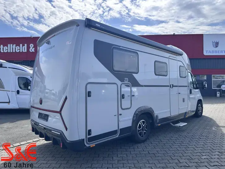 Fahrzeugbild Bürstner Signature SFT 7.5 #6