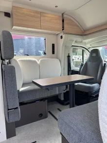 Fahrzeugbild Bürstner Signature SFT 7.5 #23