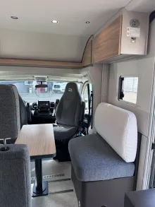 Fahrzeugbild Bürstner Signature SFT 7.5 #24