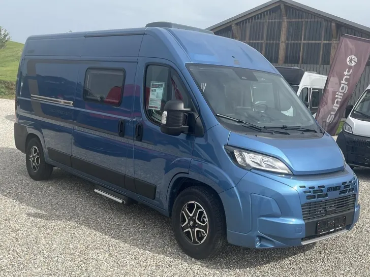 Fahrzeugbild Hymer Redwood 601 Automatik, Schwenkbad, Navi+Kamera #3