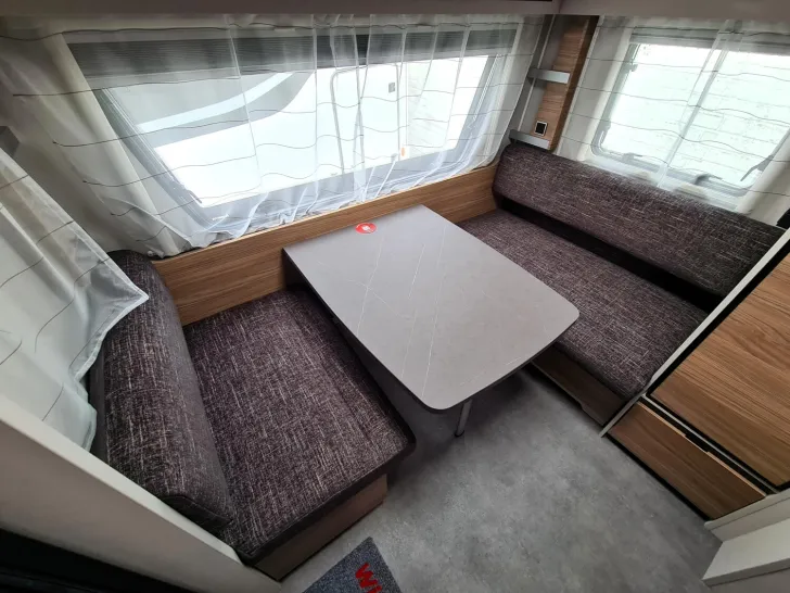 Fahrzeugbild Dethleffs Nomad 460 EL *ATC*17"-Alu"Fußbodenerwärmung*uvm* #10