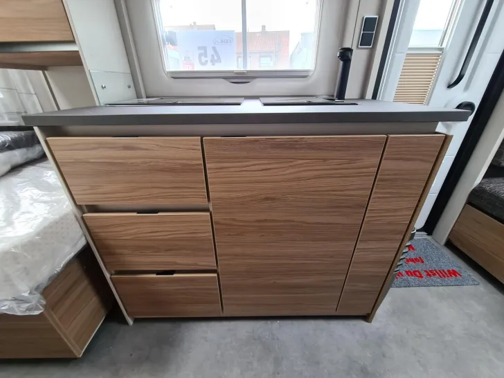 Fahrzeugbild Dethleffs Nomad 460 EL *ATC*17"-Alu"Fußbodenerwärmung*uvm* #15
