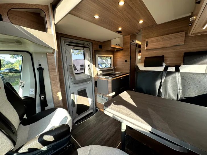 Fahrzeugbild Weinsberg CaraSuite 650 MEG Edition Spicy *Hubbett* #12