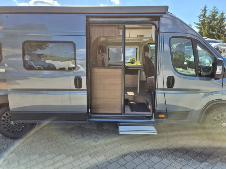 Fahrzeugbild Weinsberg CaraBus 630 ME *Dieselheizung*Anhängek.* #7