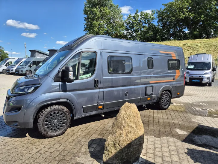 Fahrzeugbild Weinsberg CaraBus 630 ME *Dieselheizung*Anhängek.* #39