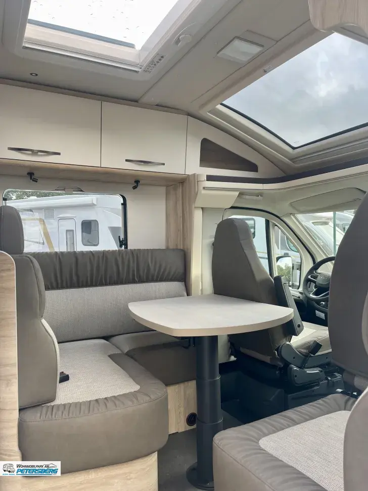 Fahrzeugbild Eura Mobil Profila T 695 EB 180 PS * Automatik * 4,4 t #8