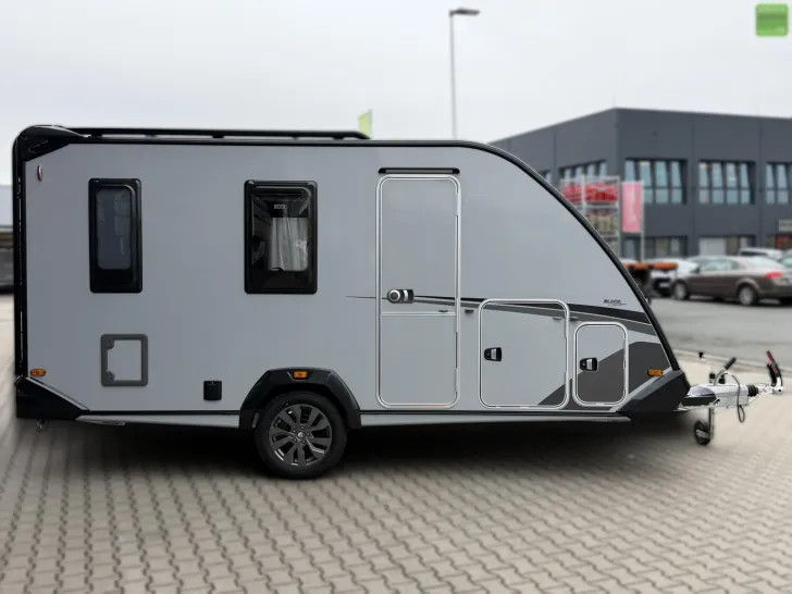 Fahrzeugbild Knaus Sport & Fun BLACK SELECTION 480 QL Auffahrrampe #3