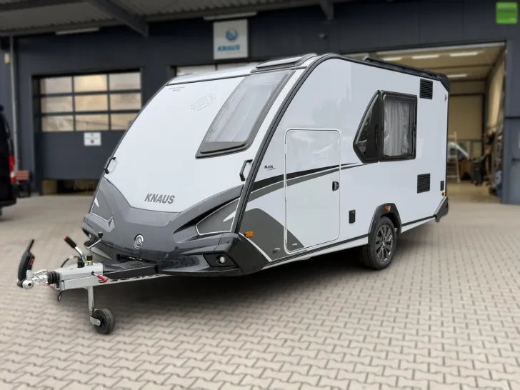 Fahrzeugbild Knaus Sport & Fun BLACK SELECTION 480 QL Auffahrrampe #8